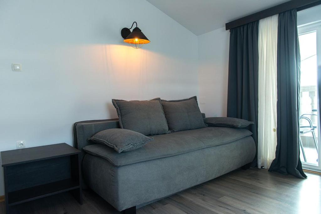 Bed & Breakfast Dosen II Baska  Luaran gambar